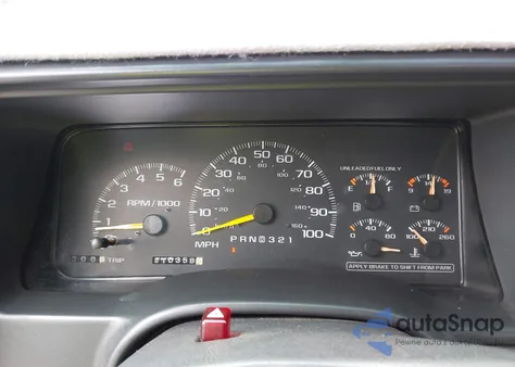 1997 GMC Sierra C1500 z USA, uszkodzony, nr VIN 1GTEC14W7VZ523228